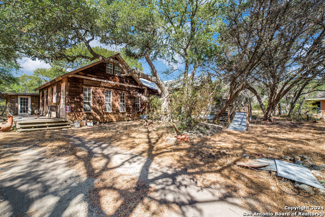 31210 Stahl Ln Property Photo 5