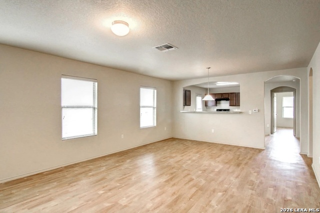 7522 Whispine Property Photo 4