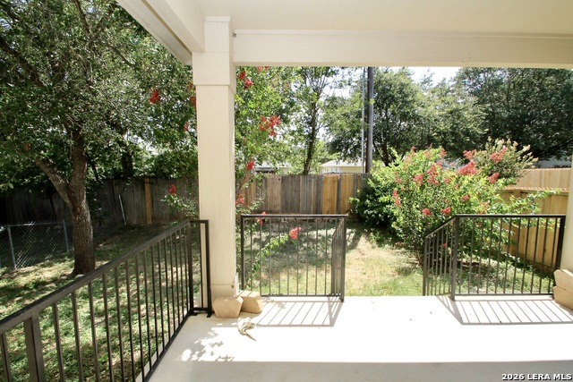 145 Springtree Gate Property Photo 21