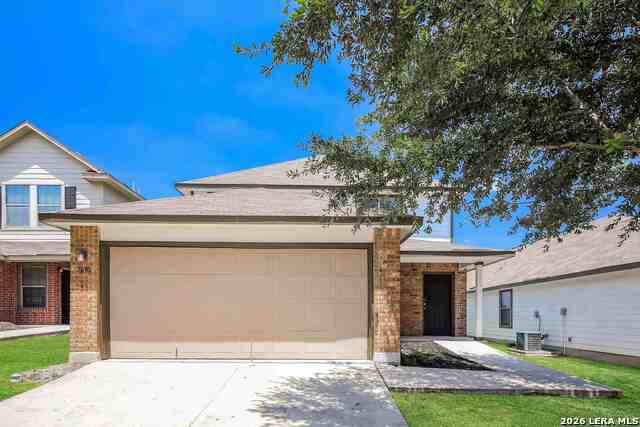 7610 Cypress Vine Property Photo 2