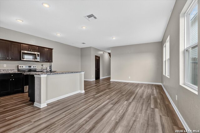 10408 Bean Goose Property Photo 9