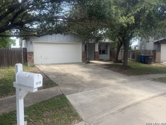 1310 Sunbend Falls Property Photo 1