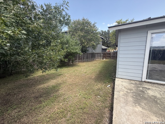 1310 Sunbend Falls Property Photo 18