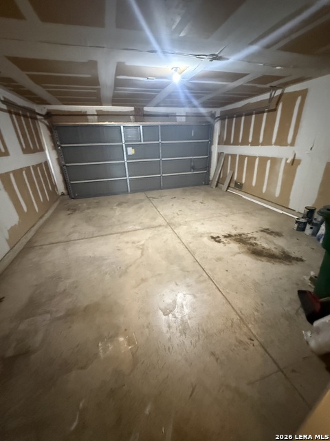 1310 Sunbend Falls Property Photo 23