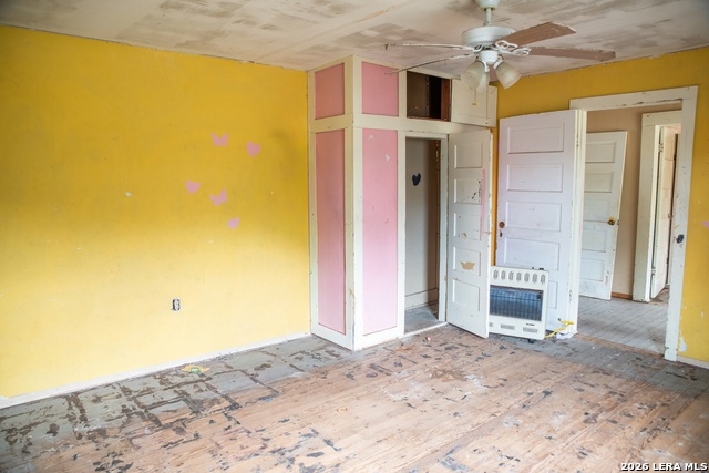 200 N Irvin St Property Photo 8