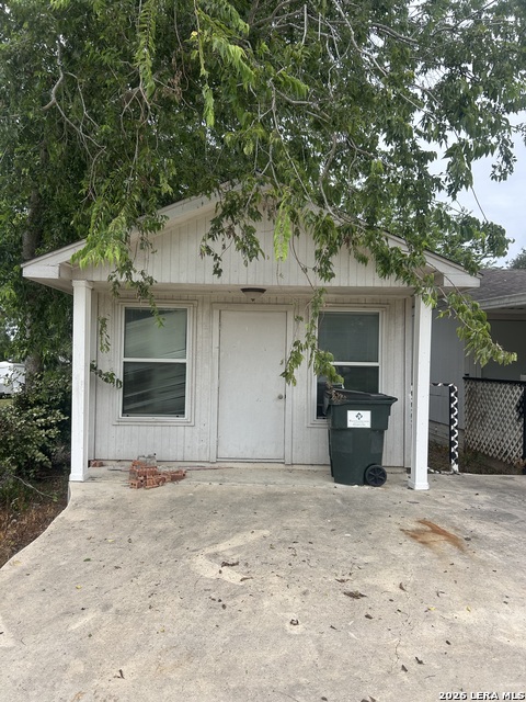 200 N Irvin St Property Photo 13