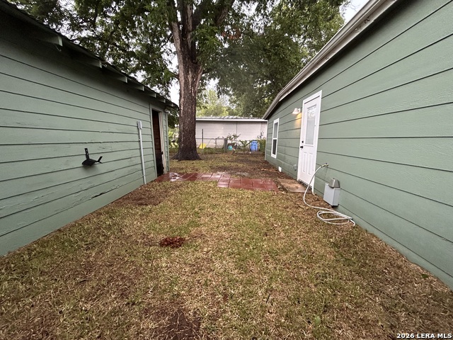 505 N Heideke Property Photo 3
