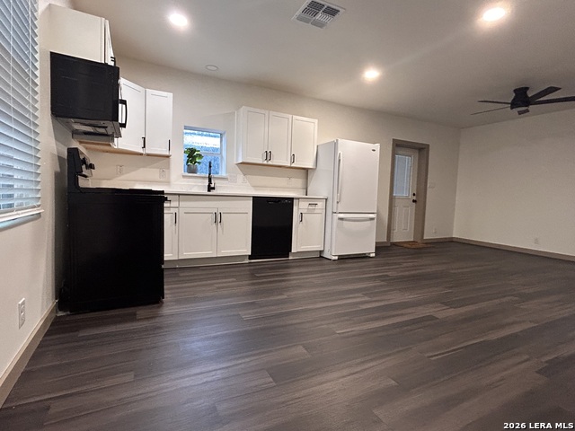 505 N Heideke Property Photo 4