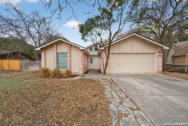 2415 Moss Ter Property Photo 3