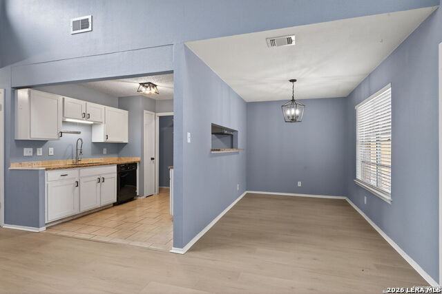 2415 Moss Ter Property Photo 13
