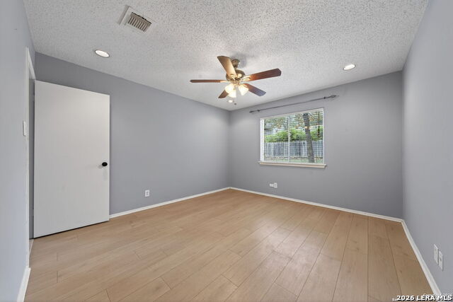 2415 Moss Ter Property Photo 16