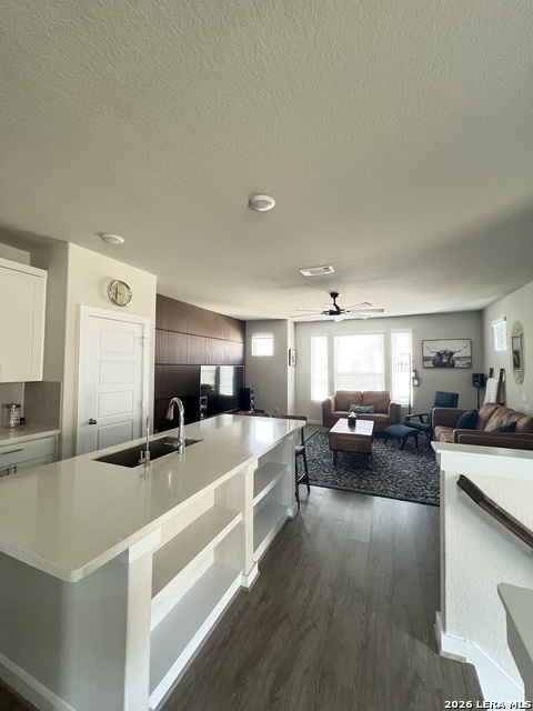 14811 Maverick Ave Property Photo 3