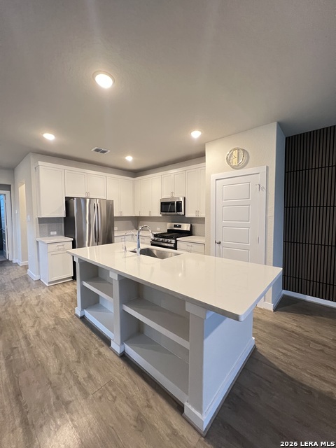 14811 Maverick Ave Property Photo 4