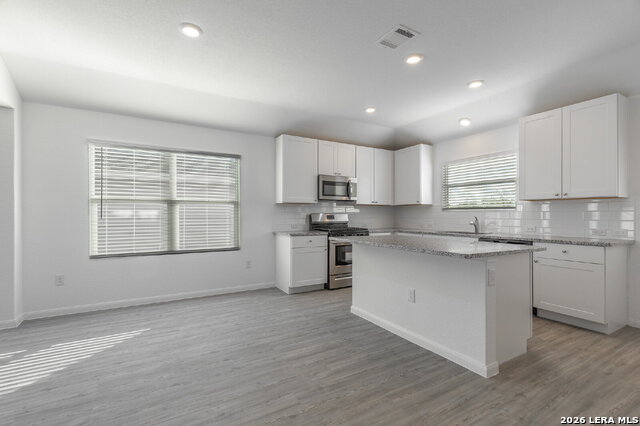 706 Red Field Property Photo 18