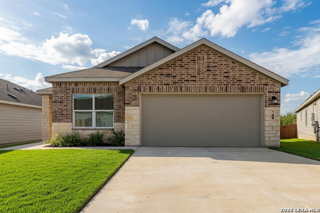 706 Red Field Property Photo 24
