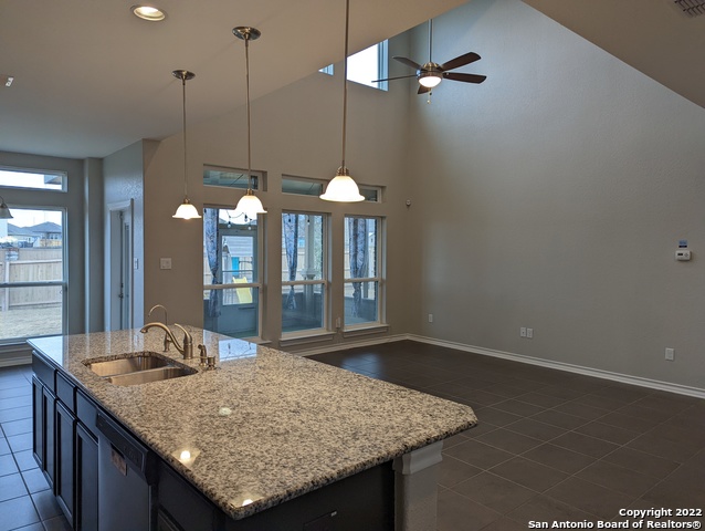 2606 Paria Cyn Property Photo 4