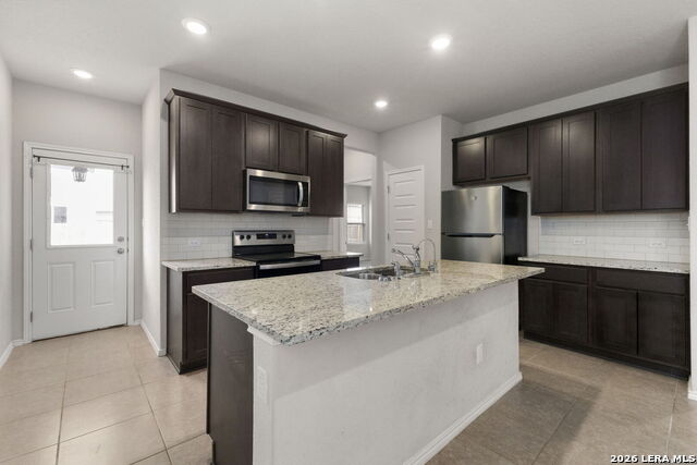 10019 Rancho Real Property Photo 7