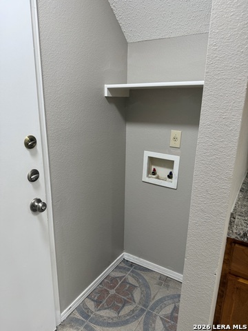 10158 Bastrop Crk Property Photo 6