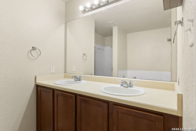 7110 Galaxy Property Photo 21