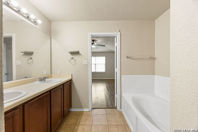 7110 Galaxy Property Photo 23