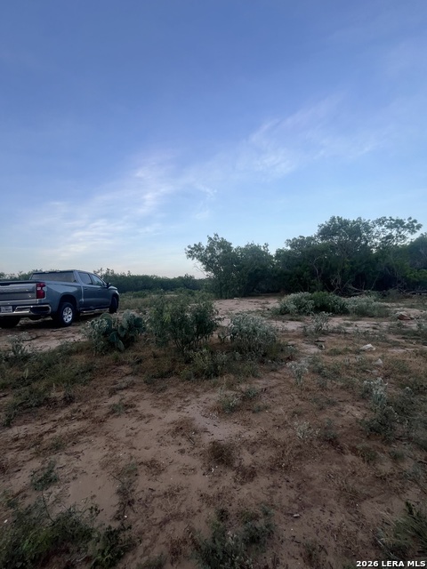 108014 Ih 37 Property Photo 9