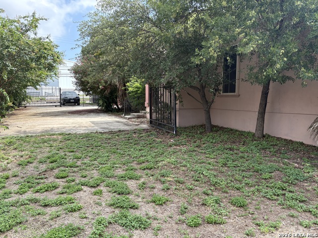 146 Babcock Property Photo 14