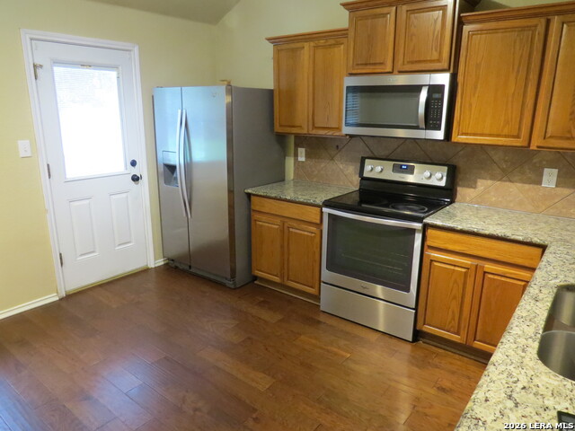 124 Brookview Property Photo 8