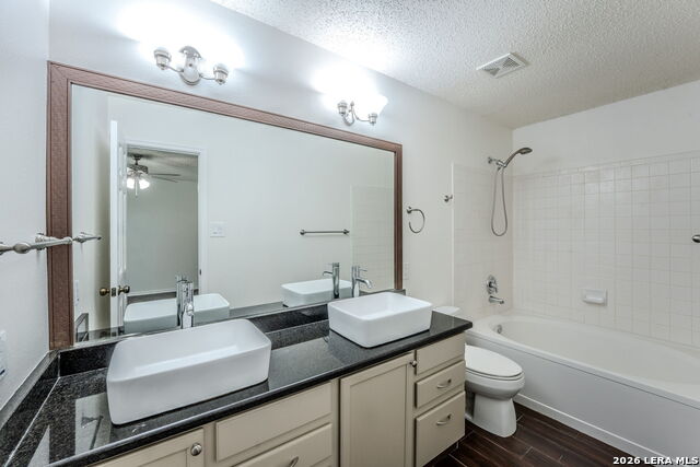 7014 Western Skies Property Photo 14