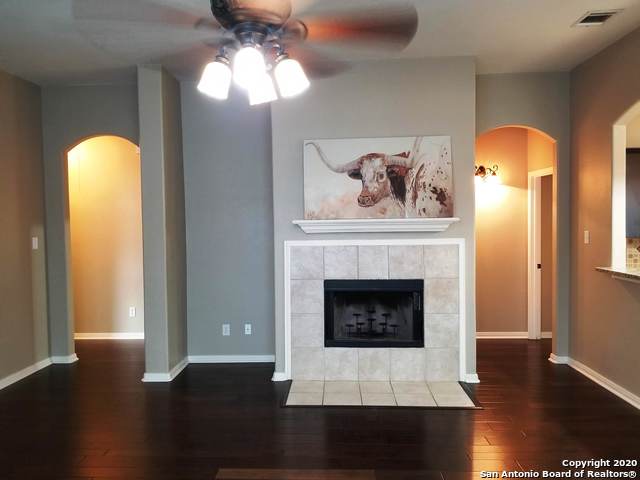 533 Thoreau Trl Property Photo 2