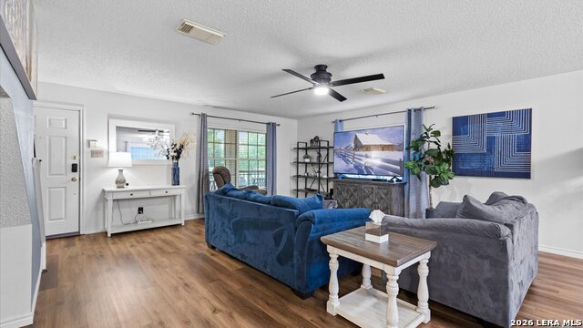 1105 Morningmist Ln Property Photo 11