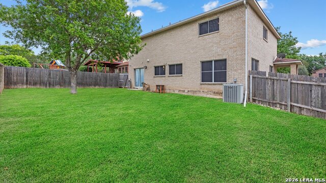 1105 Morningmist Ln Property Photo 27