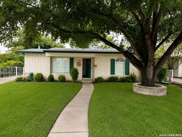 663 Aurora Ave Property Photo 1