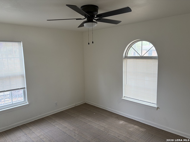 663 Aurora Ave Property Photo 9