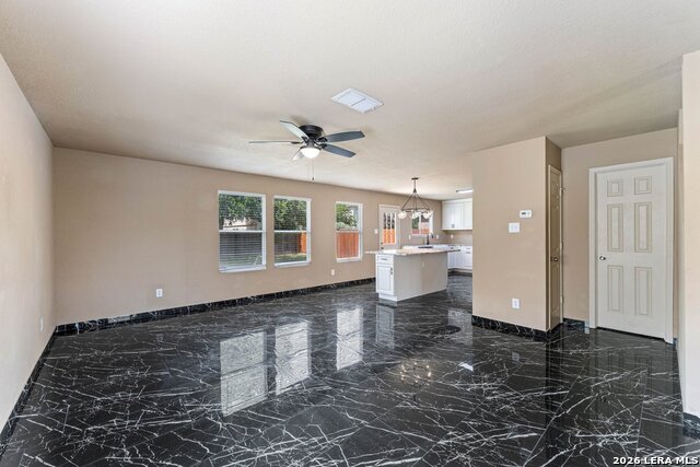 5819 Providence Oak Property Photo 10