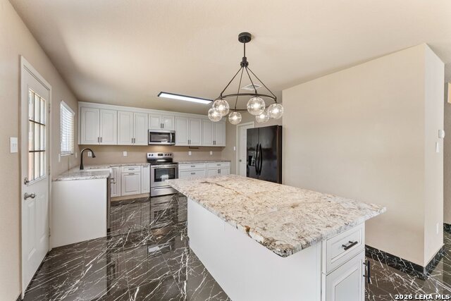 5819 Providence Oak Property Photo 12