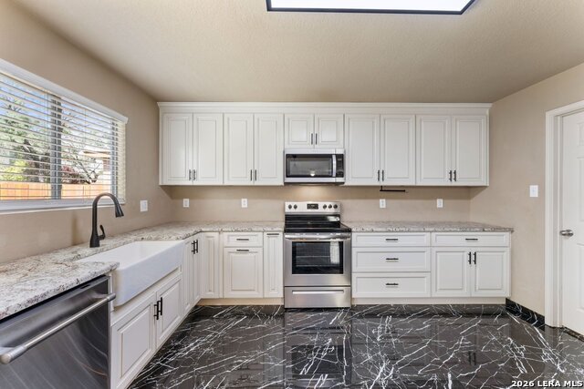 5819 Providence Oak Property Photo 13