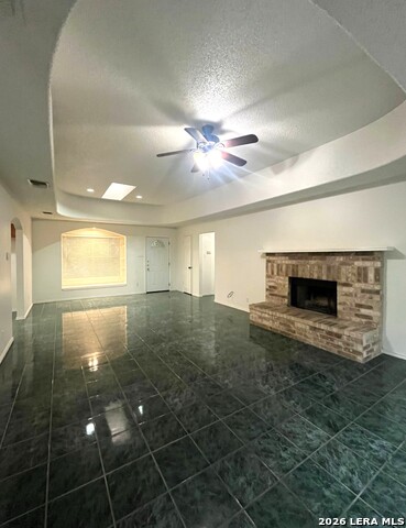 1918 Summerwood Dr Property Photo 4