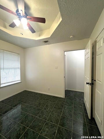 1918 Summerwood Dr Property Photo 12