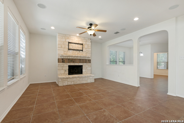 2814 Dusseldorf Property Photo 5