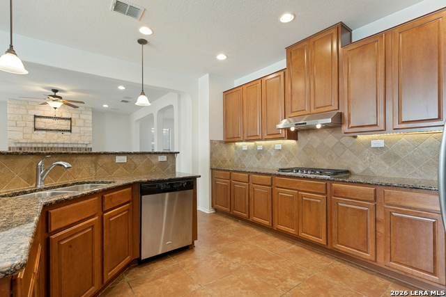2814 Dusseldorf Property Photo 9