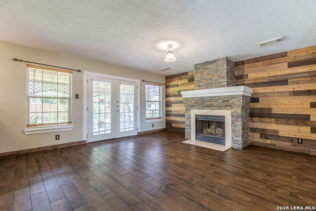 5702 Sunrise Laurel Property Photo 8