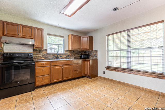5702 Sunrise Laurel Property Photo 13