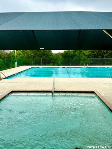 704 Leopard Holw Property Photo 17