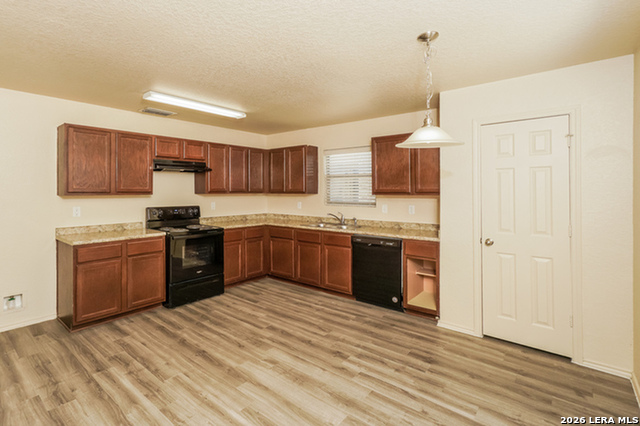 8918 Gerald Ohara Property Photo 4