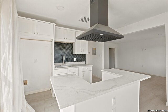 3014 El Paso St Property Photo 12