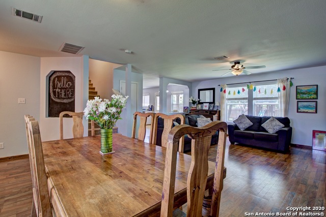 3906 Azalea Breeze Property Photo 7