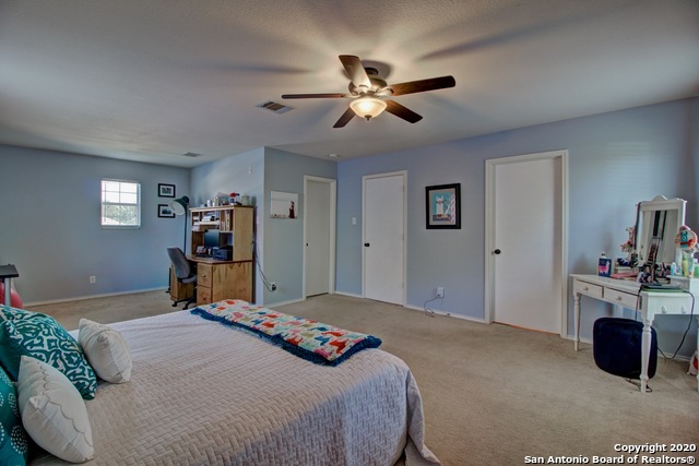 3906 Azalea Breeze Property Photo 17