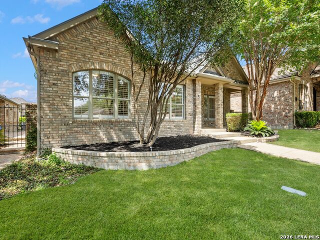 5 Burnham Glen Property Photo 3