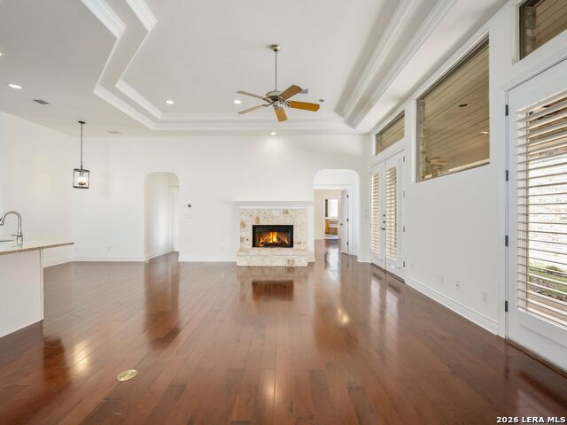 5 Burnham Glen Property Photo 9
