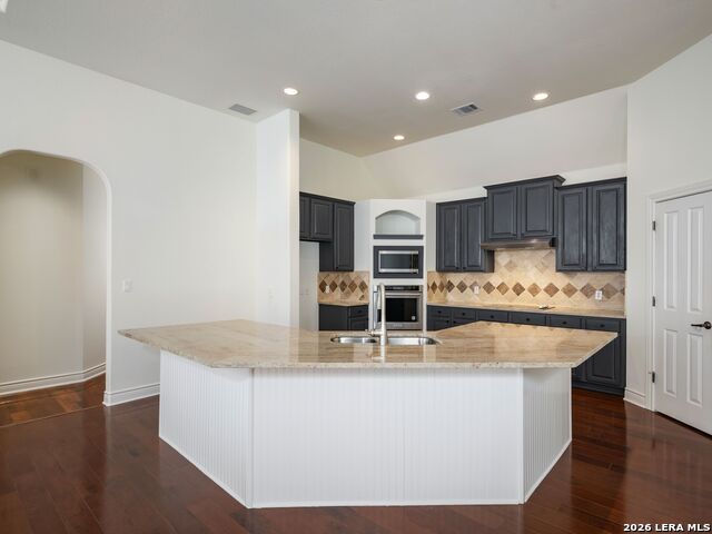 5 Burnham Glen Property Photo 14